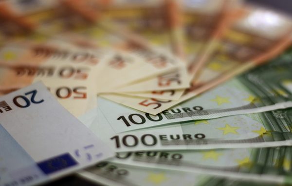 Prêt rapide de 10 000 euros : vos projets à portée de main !